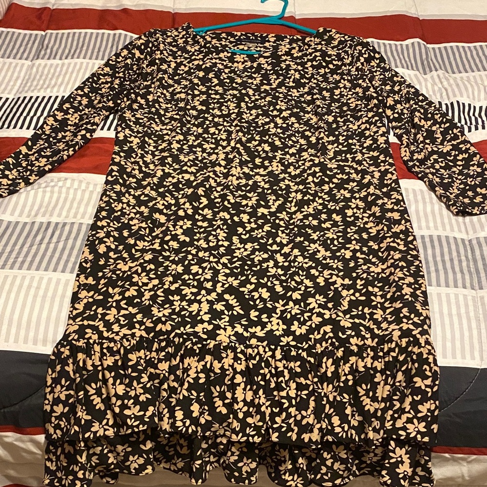 Tommy Hilfiger Black Dress with Cream Floral Print and Ruffle Hem